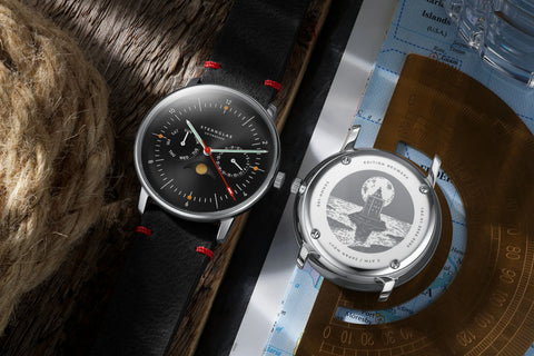 Naos Moonphase Edition Neuwerk movement detail